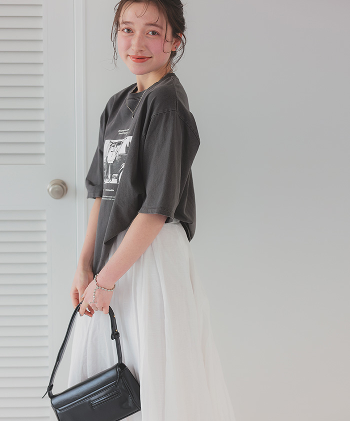 ハグオーワー フォトプリントTシャツ 美品 - メルカリ