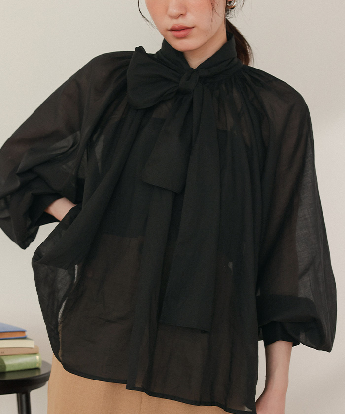 IENA ＆NAVY エアリーコットンボウタイブラウス IENA（イエナ）の「＆NAVY エアリーコットンボウタイブラウス